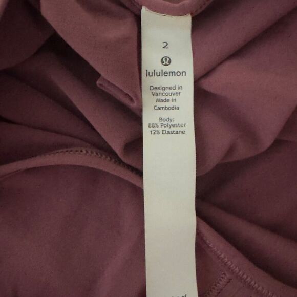 Lululemon Do the Daily Front Twist Four Way Stretch Hip Length Plum Size 2 - Picture 7 of 10